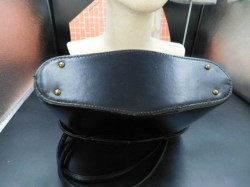 black ronay purse bottom